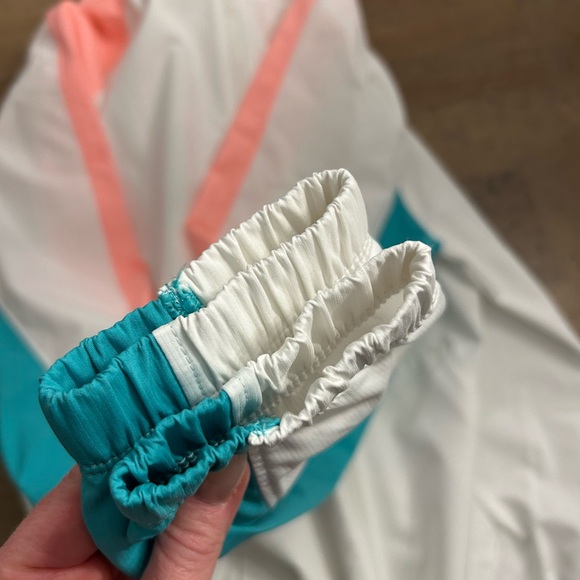 Under Armour Light Weight Jacket Size M - Picture 8 of 8